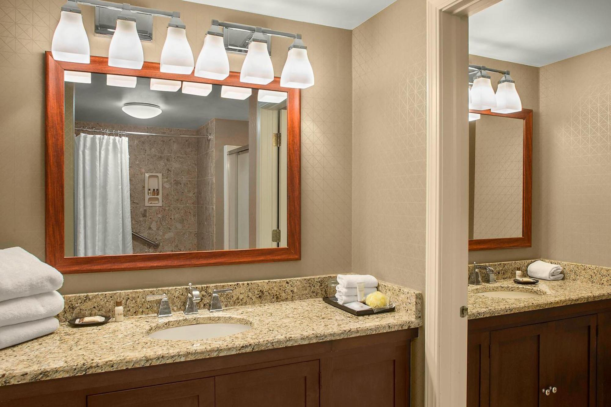 Sheraton Suites Akron Cuyahoga Falls Bagian luar foto