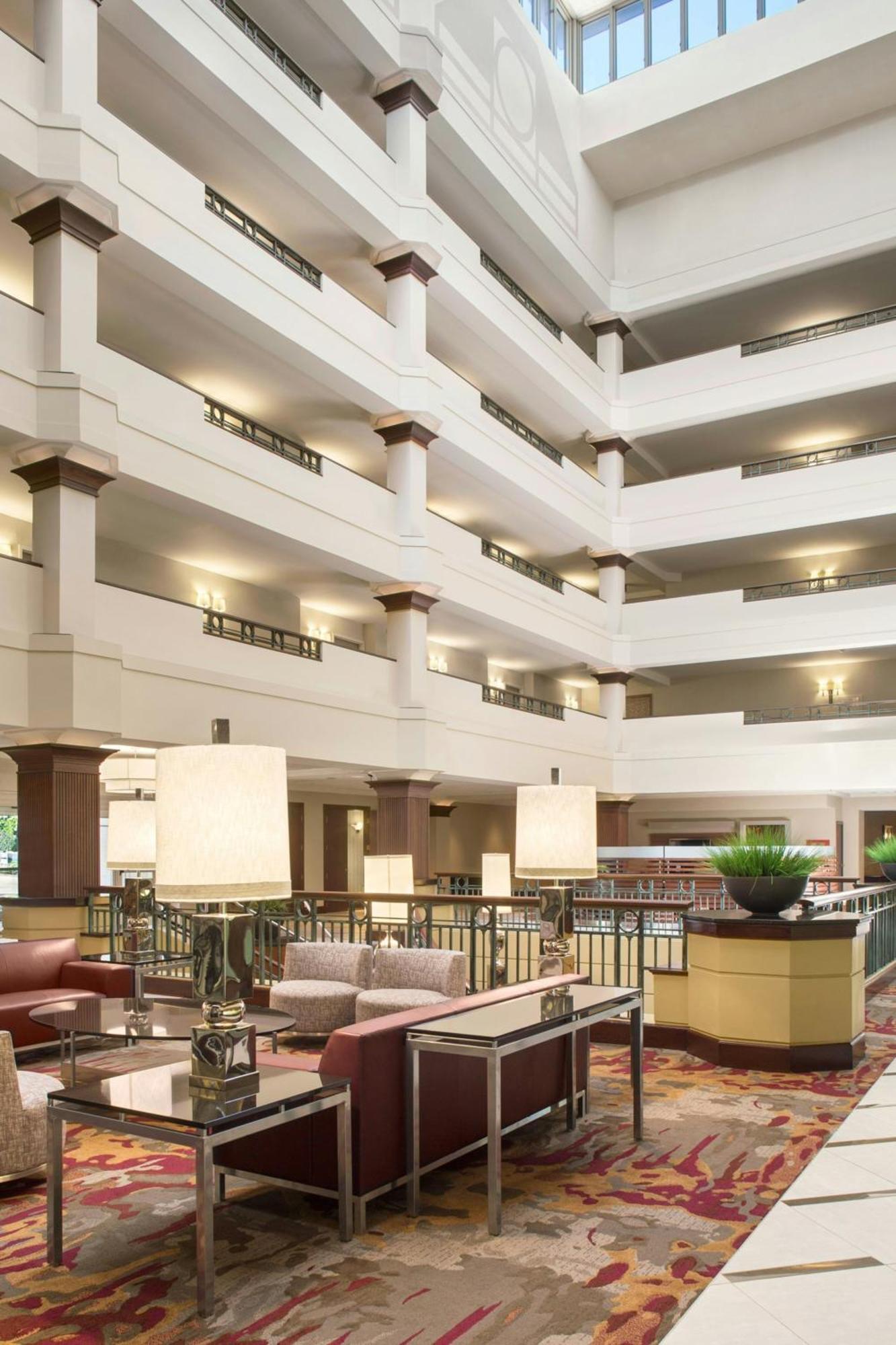 Sheraton Suites Akron Cuyahoga Falls Bagian luar foto