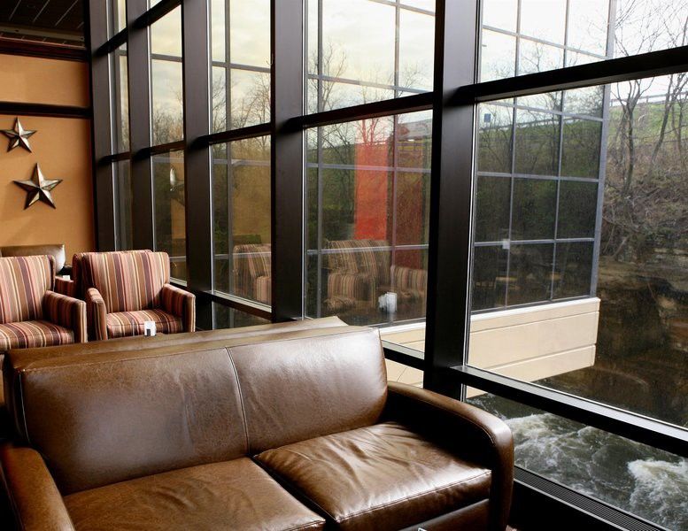 Sheraton Suites Akron Cuyahoga Falls Bagian luar foto