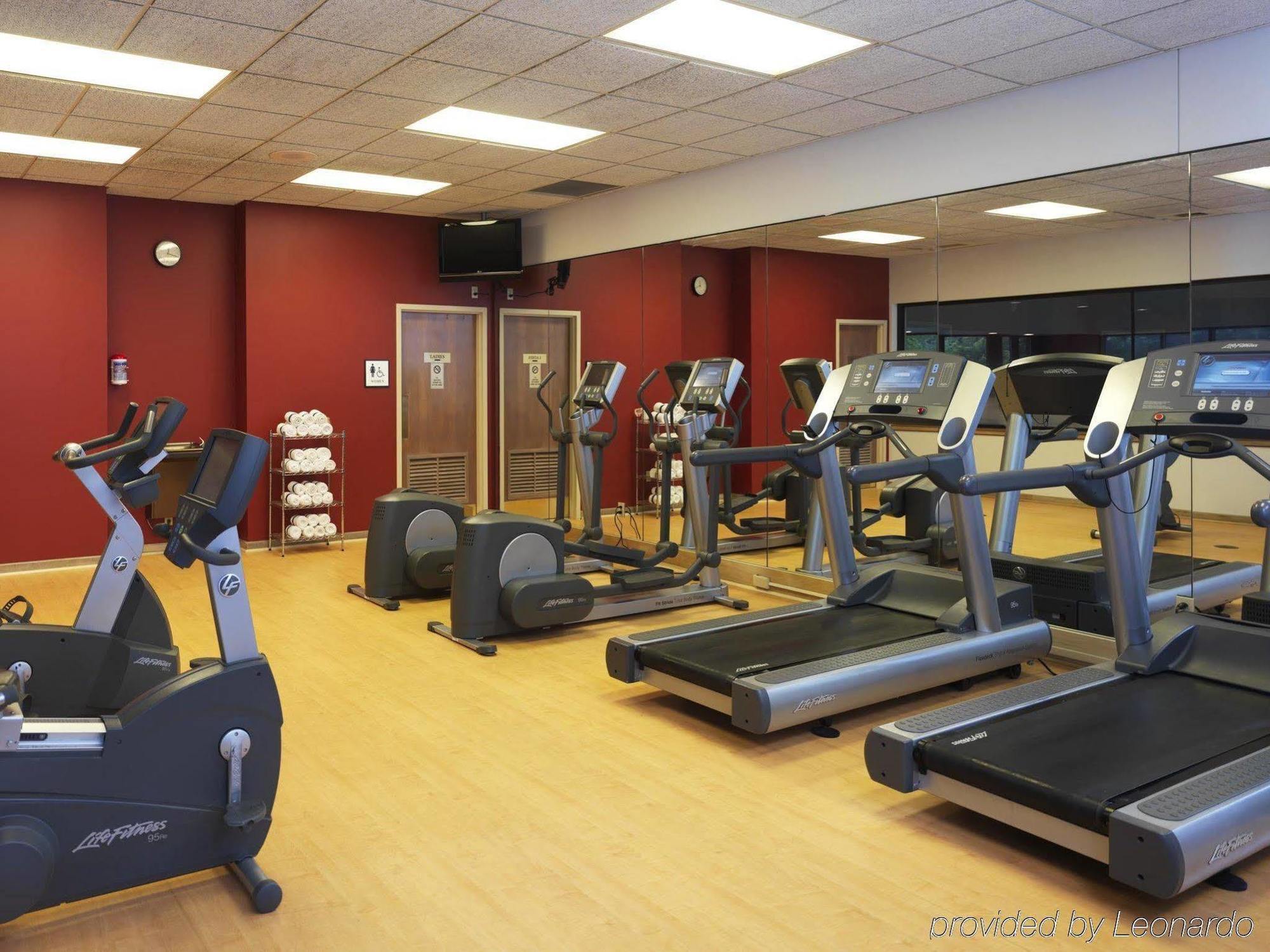 Sheraton Suites Akron Cuyahoga Falls Bagian luar foto